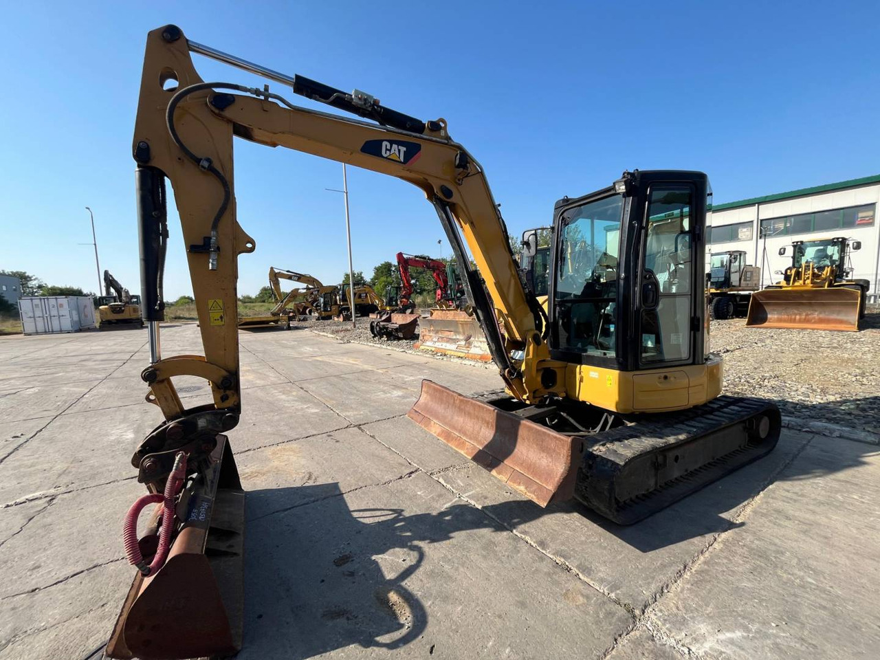 CAT 305.5E2CR - מחפר סורק: תמונה 1 CAT 305.5E2CR - מחפר סורק: תמונה 1