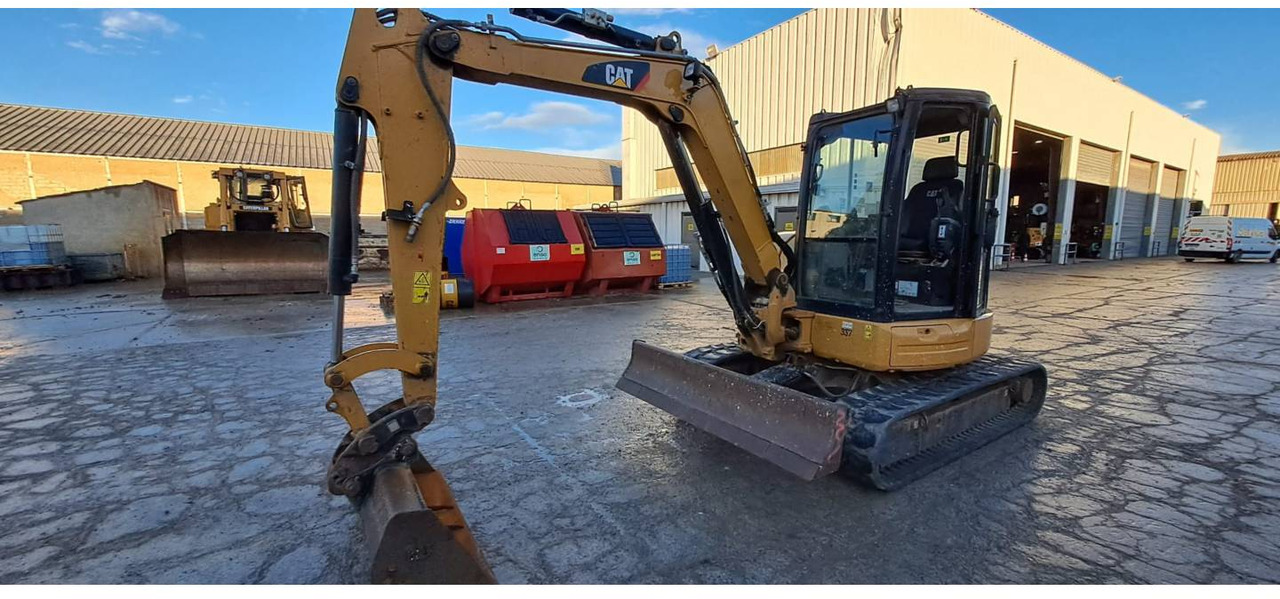 CAT 305E2CR - מחפר סורק: תמונה 1 CAT 305E2CR - מחפר סורק: תמונה 1