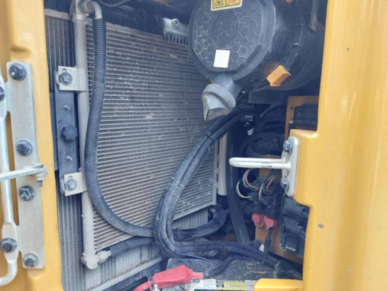 מחפר סורק CAT 308-07CR: תמונה 8