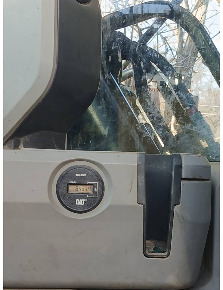 CAT 320FL - מחפר סורק: תמונה 5 CAT 320FL - מחפר סורק: תמונה 5