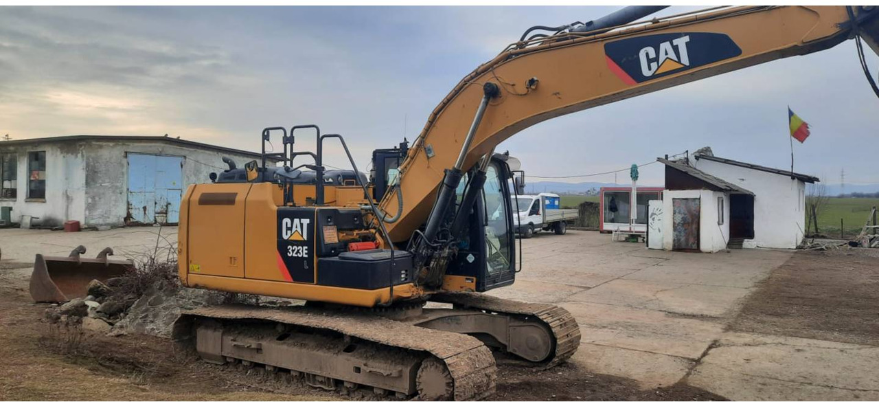 CAT 323EL - מחפר סורק: תמונה 2 CAT 323EL - מחפר סורק: תמונה 2