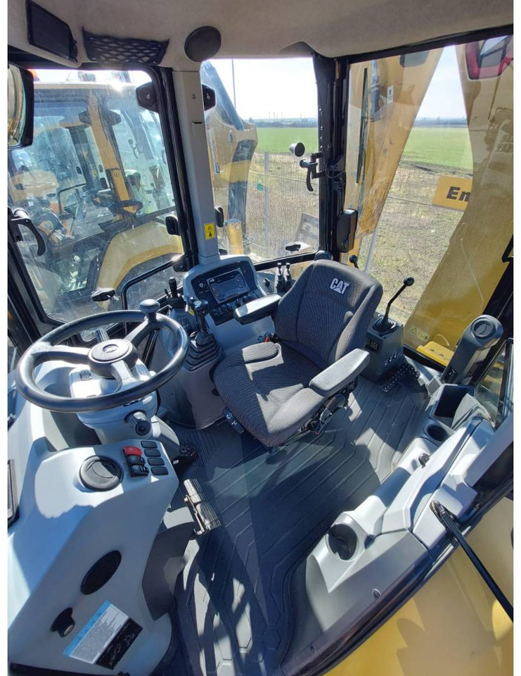 CAT 428-07 - מחפרון: תמונה 4 CAT 428-07 - מחפרון: תמונה 4