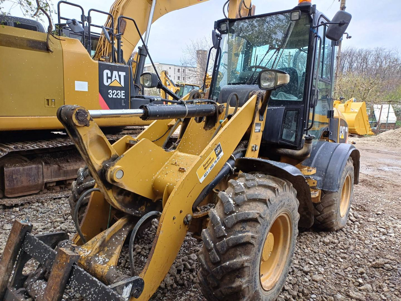 CAT 908H2 - מעמיס גלגלים: תמונה 1 CAT 908H2 - מעמיס גלגלים: תמונה 1