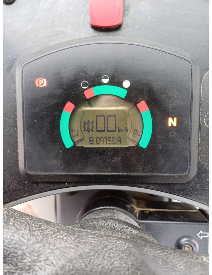 CAT 908H2 - מעמיס גלגלים: תמונה 5 CAT 908H2 - מעמיס גלגלים: תמונה 5