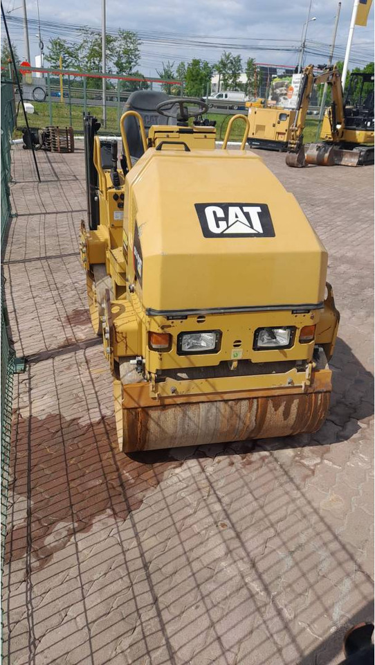 CAT CB 1.8 - רולר: תמונה 2 CAT CB 1.8 - רולר: תמונה 2