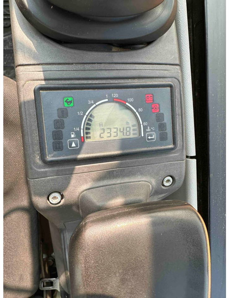 CAT 302.7DCR - מחפר סורק: תמונה 5 CAT 302.7DCR - מחפר סורק: תמונה 5