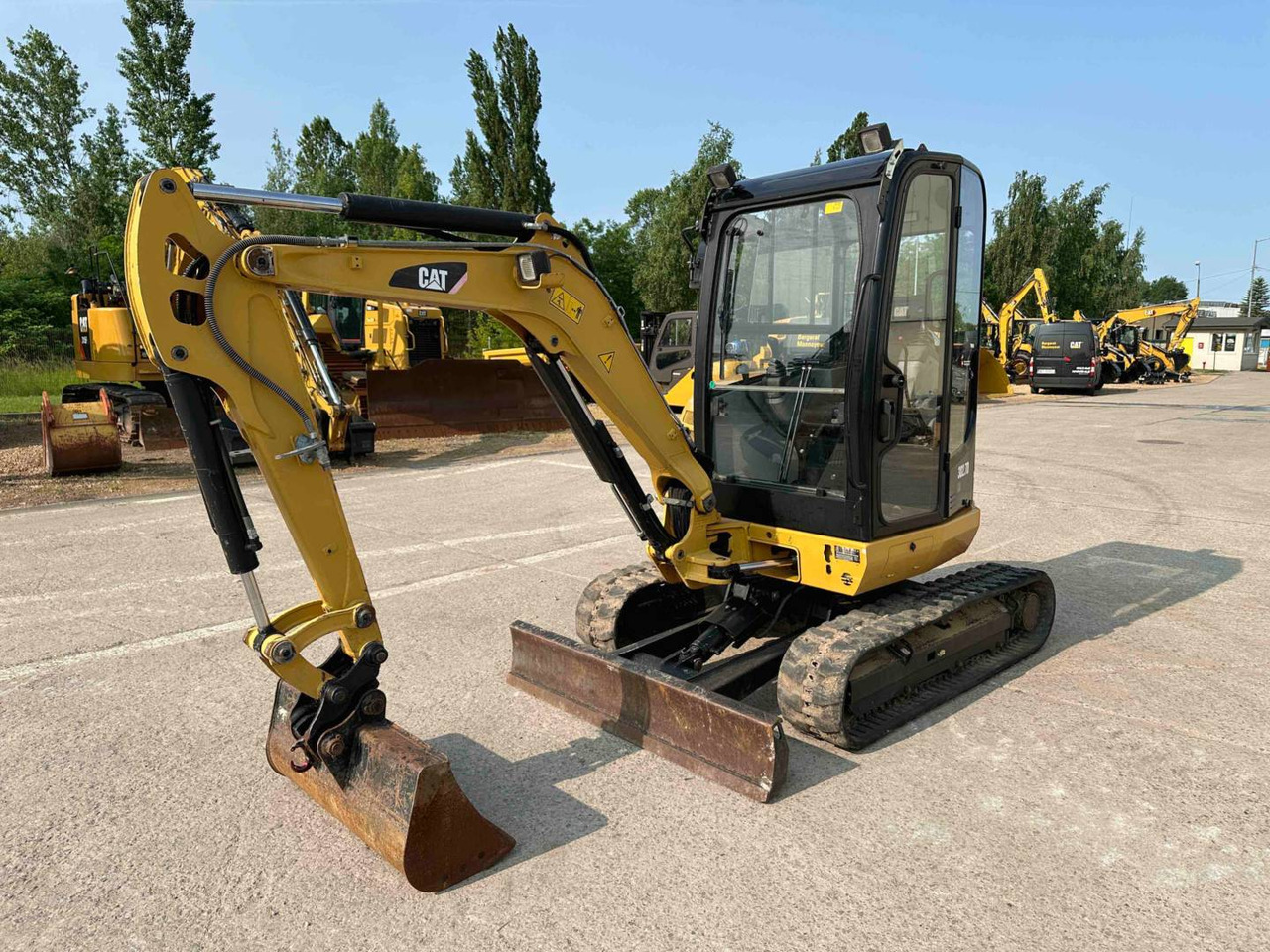 CAT 302.7DCR - מחפר סורק: תמונה 1 CAT 302.7DCR - מחפר סורק: תמונה 1