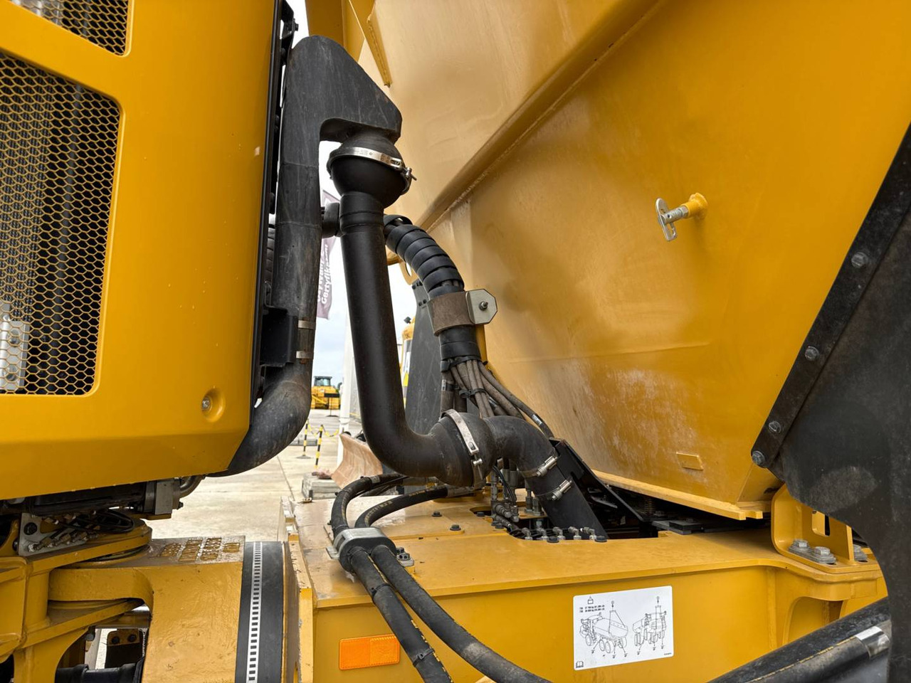 מסיר פסולת מפרקי CAT 730: תמונה 18