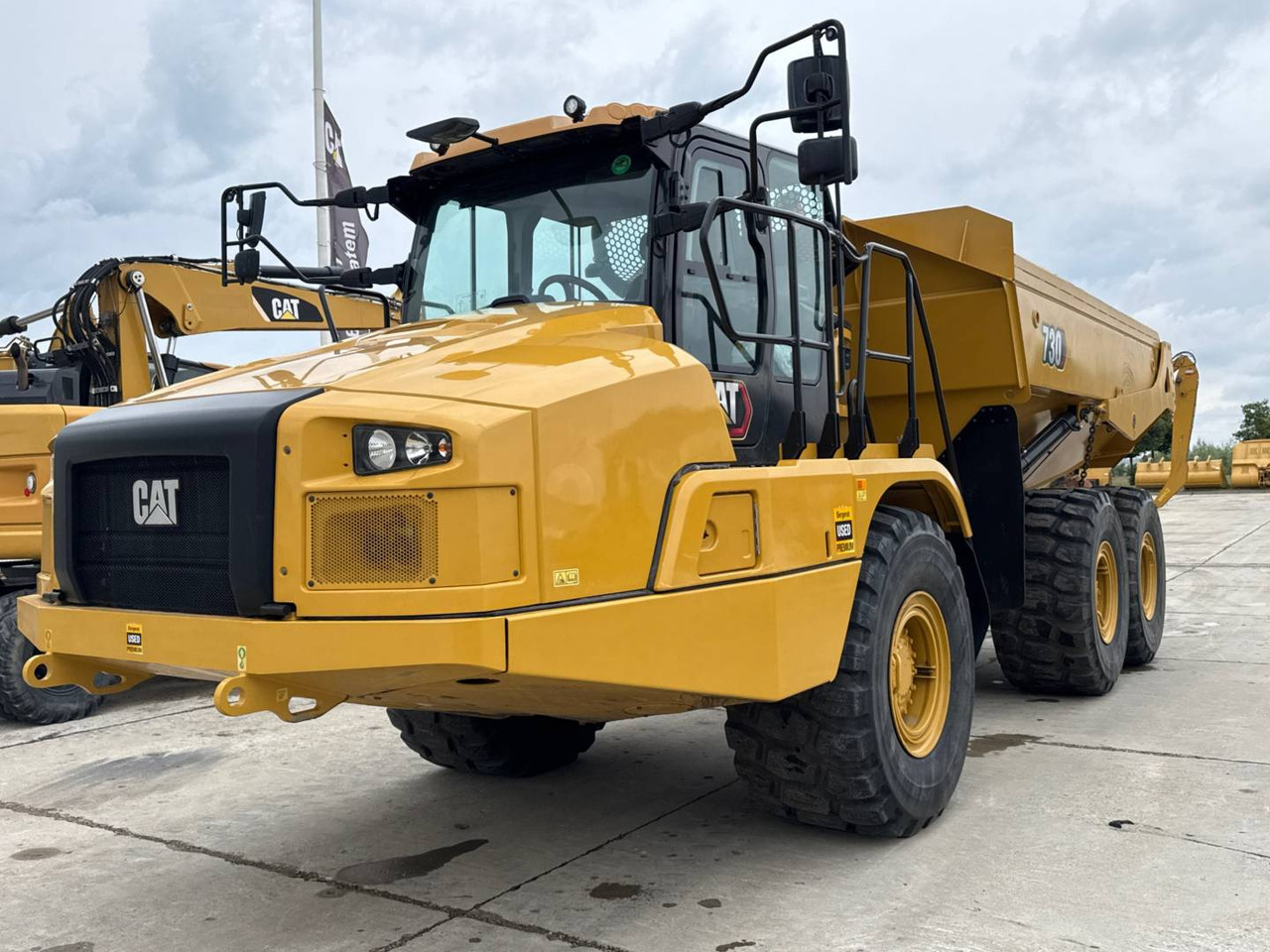 CAT 730 - מסיר פסולת מפרקי: תמונה 2 CAT 730 - מסיר פסולת מפרקי: תמונה 2