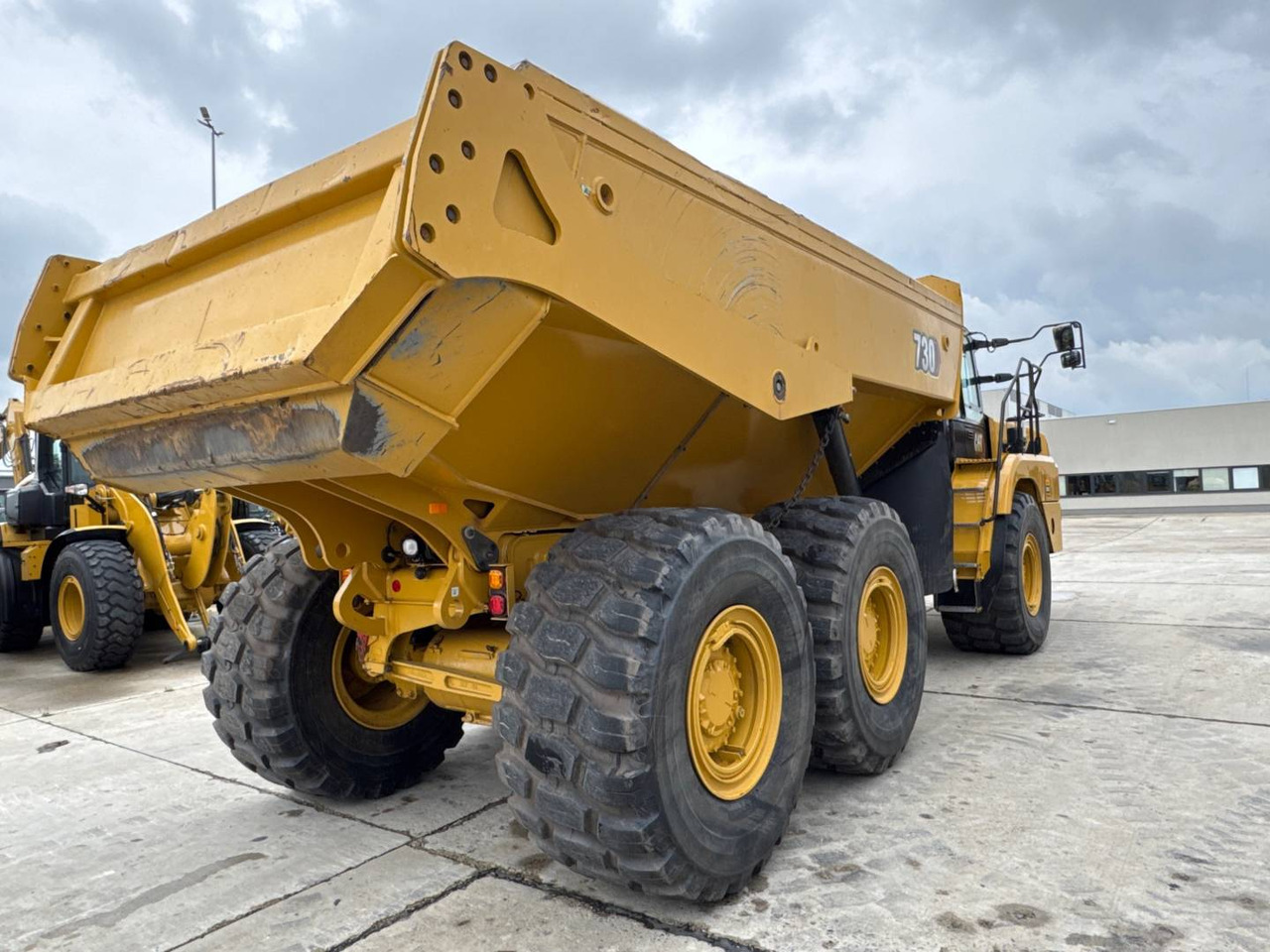 CAT 730 - מסיר פסולת מפרקי: תמונה 4 CAT 730 - מסיר פסולת מפרקי: תמונה 4