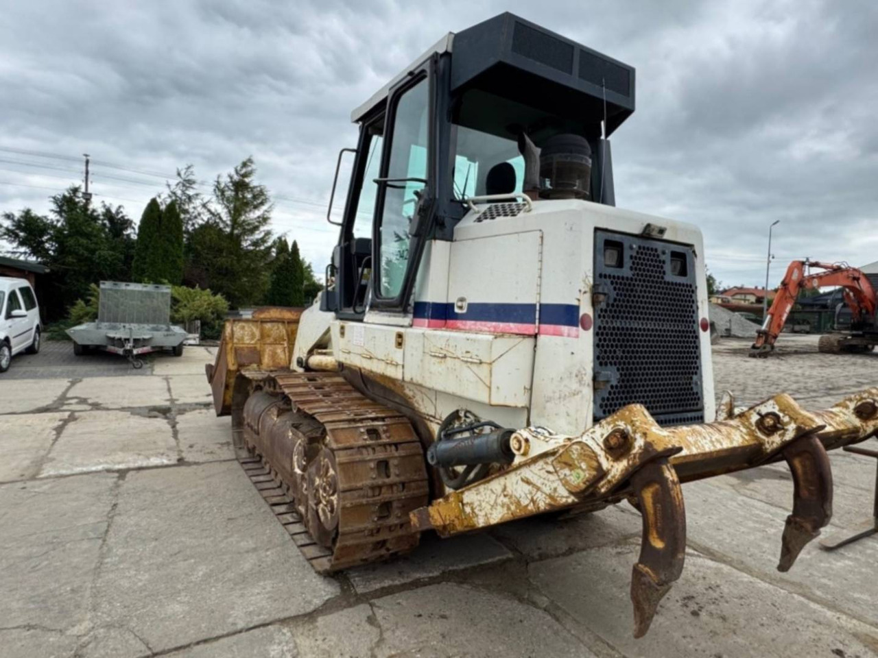 CAT 963C - מעמיס זוחל: תמונה 4 CAT 963C - מעמיס זוחל: תמונה 4