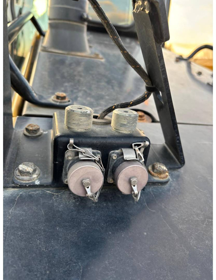 דחפור CAT D5 LGP: תמונה 24