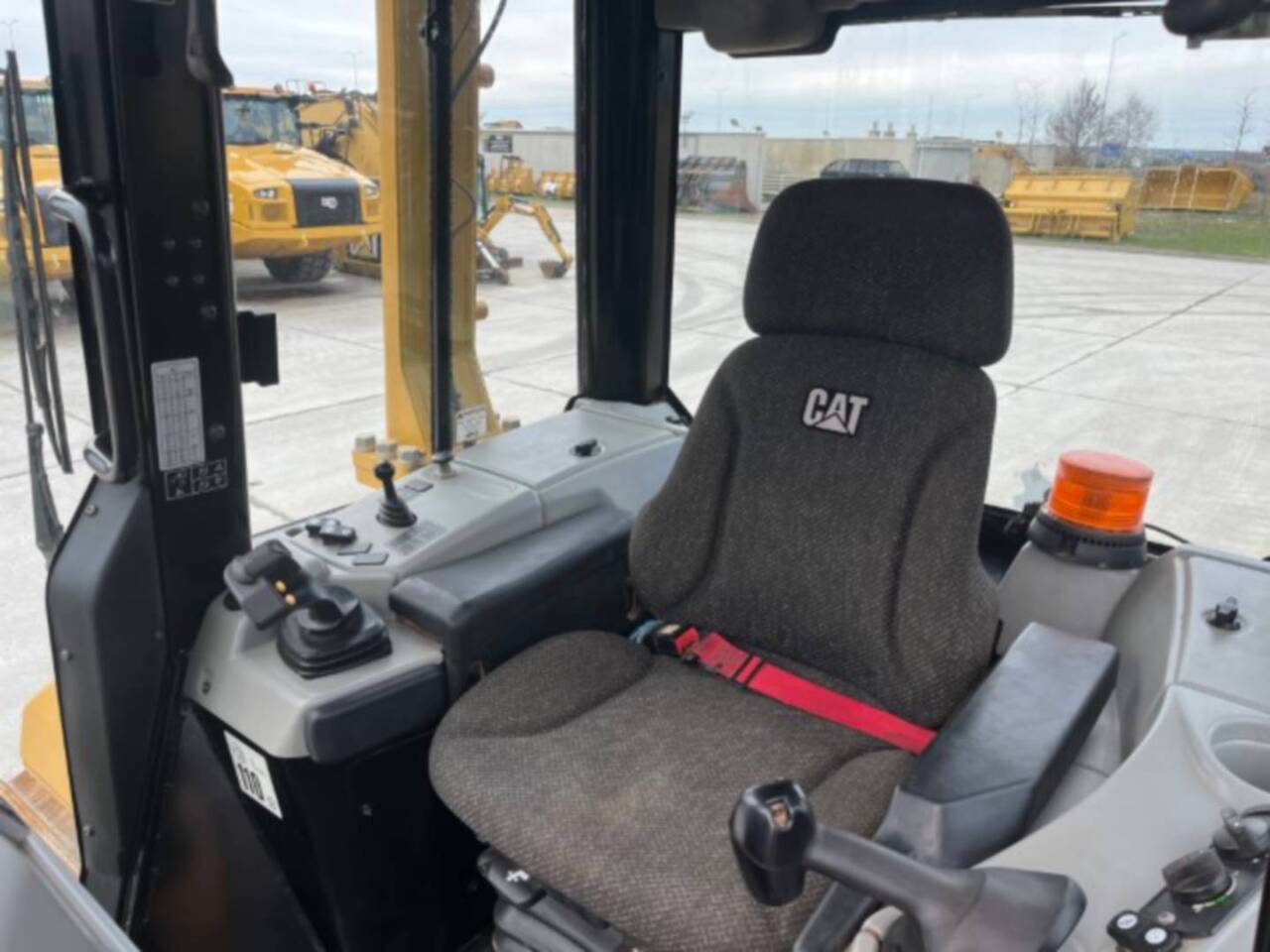 דחפור CAT D6NLGP: תמונה 9