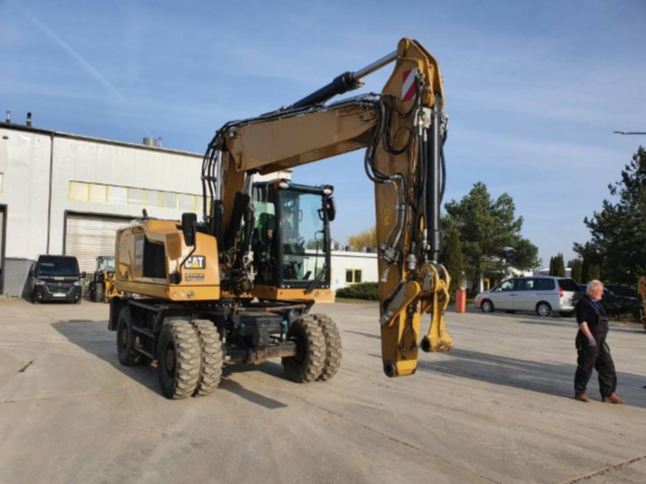 CAT M318F - מחפר גלגלים: תמונה 2 CAT M318F - מחפר גלגלים: תמונה 2