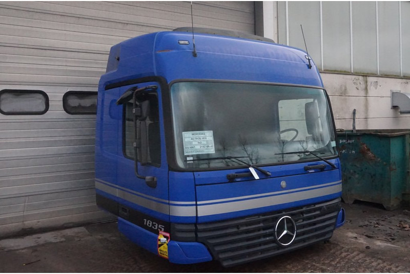 Mercedes-Benz ACTROS F04 MP1 94289915481213 - תא ופנים הרכב עבור משאית: תמונה 2 Mercedes-Benz ACTROS F04 MP1 94289915481213 - תא ופנים הרכב עבור משאית: תמונה 2