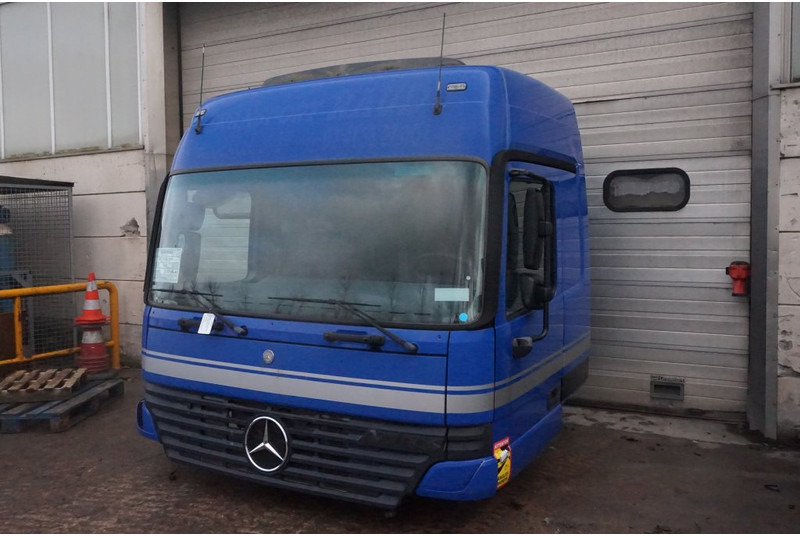 Mercedes-Benz ACTROS F04 MP1 94289915481213 - תא ופנים הרכב עבור משאית: תמונה 1 Mercedes-Benz ACTROS F04 MP1 94289915481213 - תא ופנים הרכב עבור משאית: תמונה 1