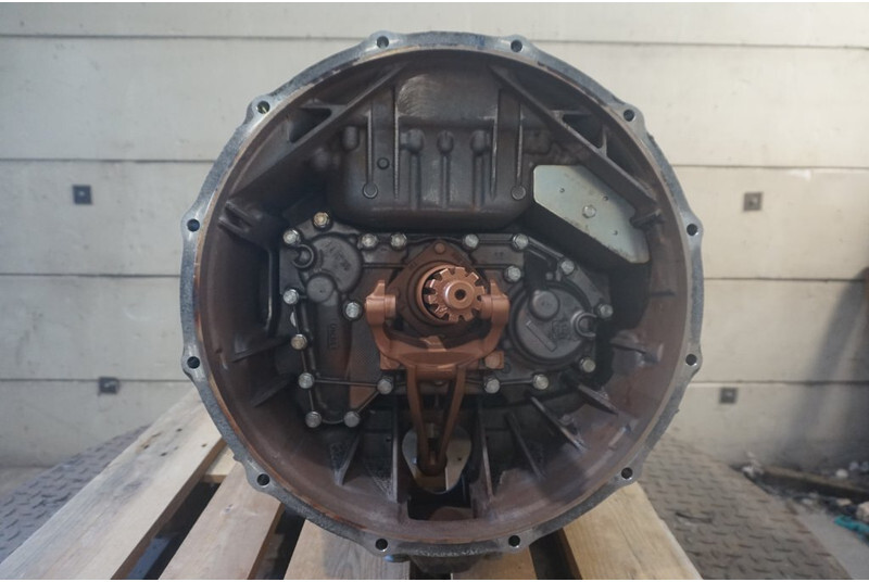 ZF 12AS2330DD TGX 81.32004-6297 - תיבת הילוכים עבור משאית: תמונה 2 ZF 12AS2330DD TGX 81.32004-6297 - תיבת הילוכים עבור משאית: תמונה 2