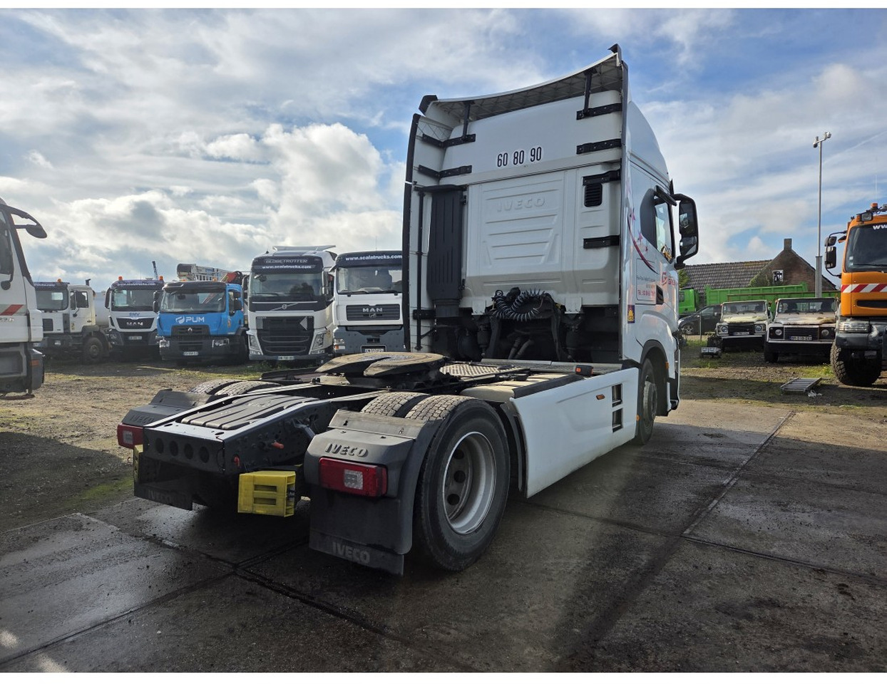 Iveco S-Way 480 4X2 Tractor Unit Retarder Navi ACC Euro 6 - מכונות אחרות: תמונה 4 Iveco S-Way 480 4X2 Tractor Unit Retarder Navi ACC Euro 6 - מכונות אחרות: תמונה 4