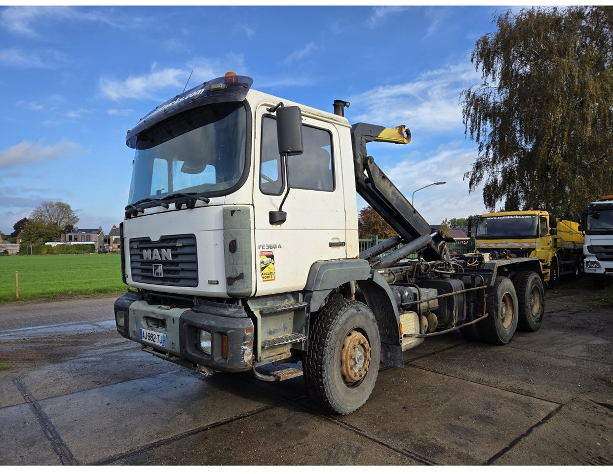 MAN FE 360 6X4 HOOKLIFT 6 CYL MANUAL GEARBOX - משאית הרמת וו: תמונה 1 MAN FE 360 6X4 HOOKLIFT 6 CYL MANUAL GEARBOX - משאית הרמת וו: תמונה 1