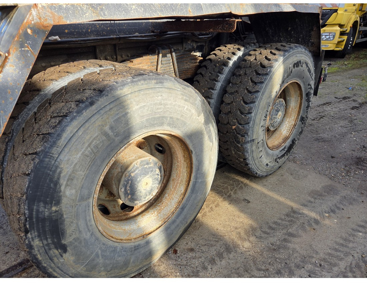 MAN FE 360 6X4 HOOKLIFT 6 CYL MANUAL GEARBOX - משאית הרמת וו: תמונה 5 MAN FE 360 6X4 HOOKLIFT 6 CYL MANUAL GEARBOX - משאית הרמת וו: תמונה 5