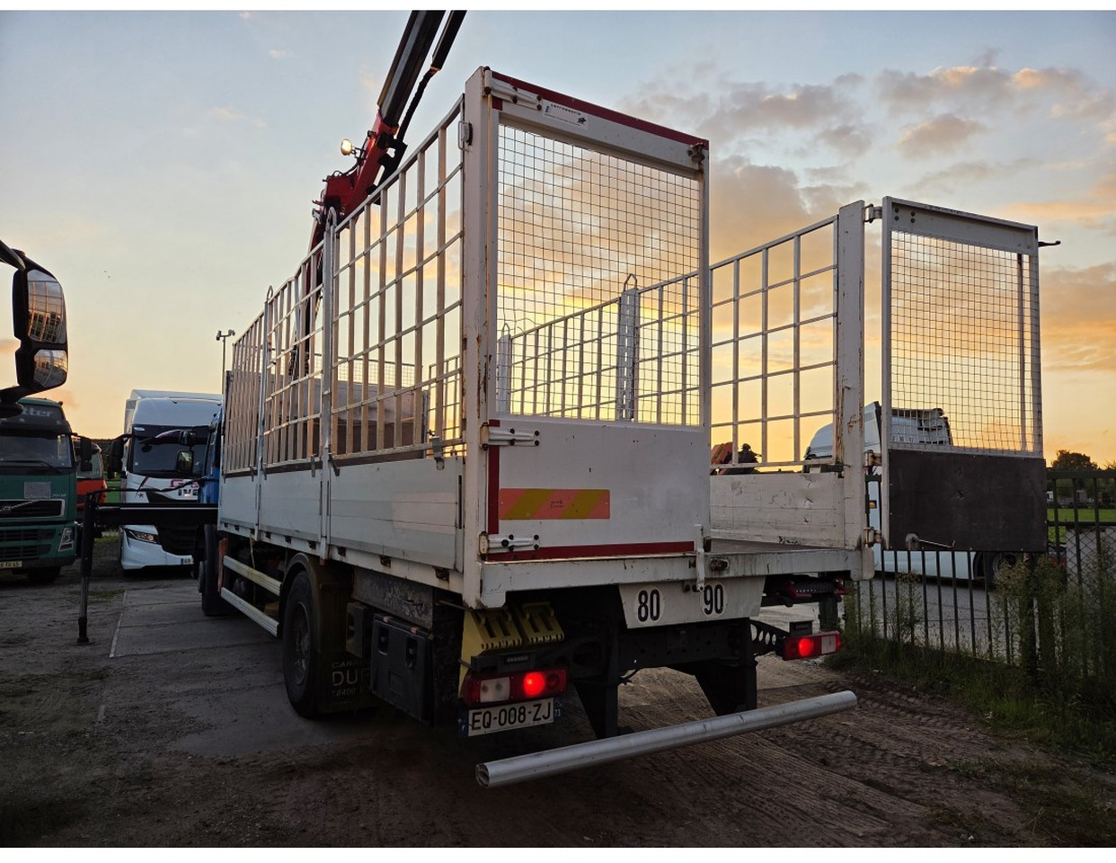Renault C 280 4X2 Palfinger PK12002 EH Kran Crane Remote Control Automat flatbed truck - משאית צד נופל/ שטוחה, משאית מנוף: תמונה 2 Renault C 280 4X2 Palfinger PK12002 EH Kran Crane Remote Control Automat flatbed truck - משאית צד נופל/ שטוחה, משאית מנוף: תמונה 2