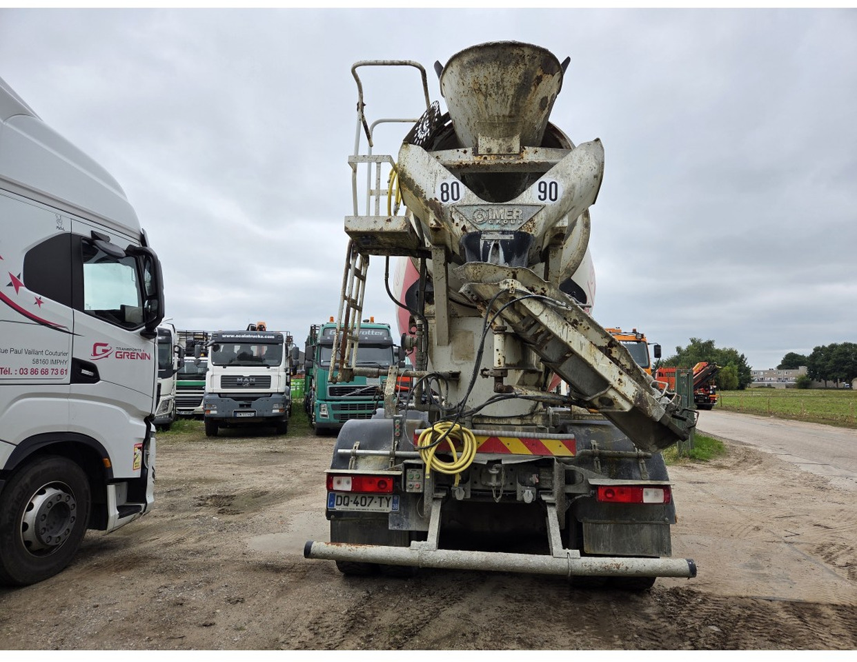 Renault C430 8X4 CONCRETE MIXER MANUAL GEARBOX - משאית מערבלת בטון: תמונה 3 Renault C430 8X4 CONCRETE MIXER MANUAL GEARBOX - משאית מערבלת בטון: תמונה 3