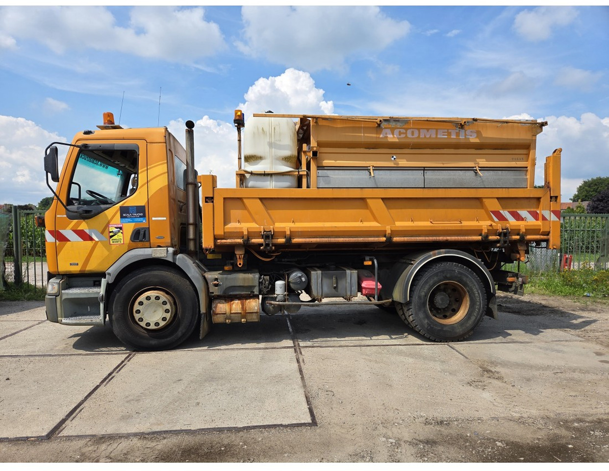 Renault Premium 300 4x2 Tipper Gritter Manual Gearbox Mechanical pump Pomp - מזהיר: תמונה 3 Renault Premium 300 4x2 Tipper Gritter Manual Gearbox Mechanical pump Pomp - מזהיר: תמונה 3