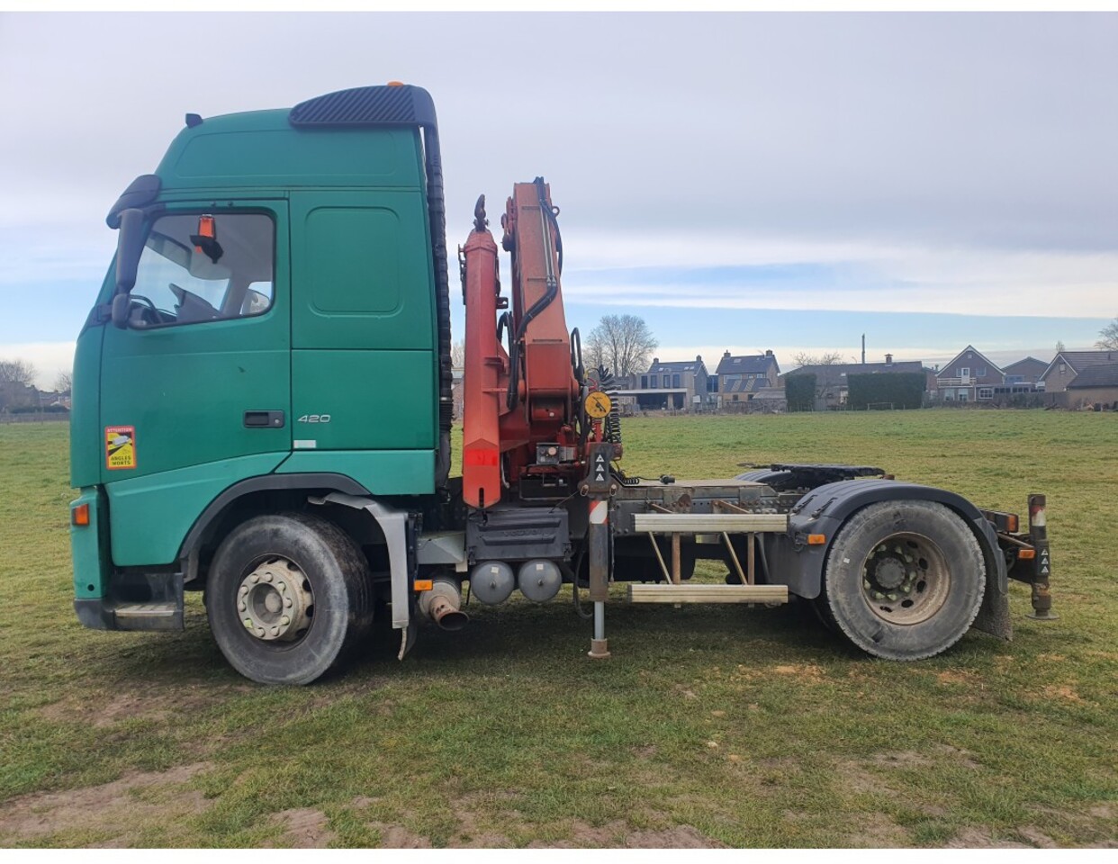 VOLVO FH 420 4X2 EURO 3 CRANE EFFER 25T 13M REMOTE CONTROL MANUAL RETARDER - יחידת טרקטור: תמונה 3 VOLVO FH 420 4X2 EURO 3 CRANE EFFER 25T 13M REMOTE CONTROL MANUAL RETARDER - יחידת טרקטור: תמונה 3