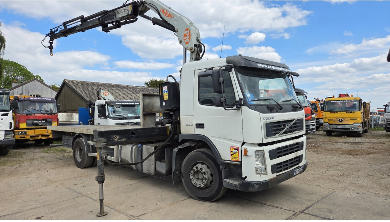 VOLVO FM 330 FLATBED 4X2 PM 17 LC 17 TON - משאית צד נופל/ שטוחה, משאית מנוף: תמונה 4 VOLVO FM 330 FLATBED 4X2 PM 17 LC 17 TON - משאית צד נופל/ שטוחה, משאית מנוף: תמונה 4