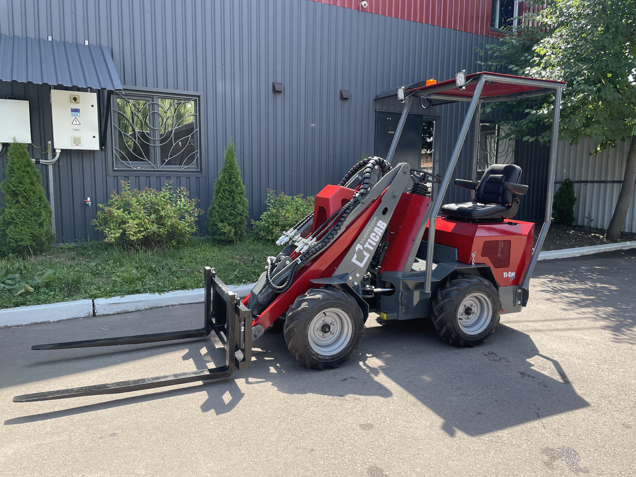 TICAB Multifunctional Mini Loader, Compact Wheel Loader, Manufacturer! - מלגזת סולר: תמונה 4 TICAB Multifunctional Mini Loader, Compact Wheel Loader, Manufacturer! - מלגזת סולר: תמונה 4