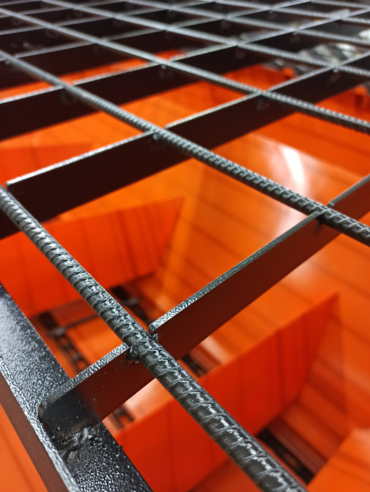 TICAB Sand and Salt Spreader,6/9mᵌ,9/12t of sand,Manufaсturer - כלי רכב עירוני/ מיוחד: תמונה 3 TICAB Sand and Salt Spreader,6/9mᵌ,9/12t of sand,Manufaсturer - כלי רכב עירוני/ מיוחד: תמונה 3