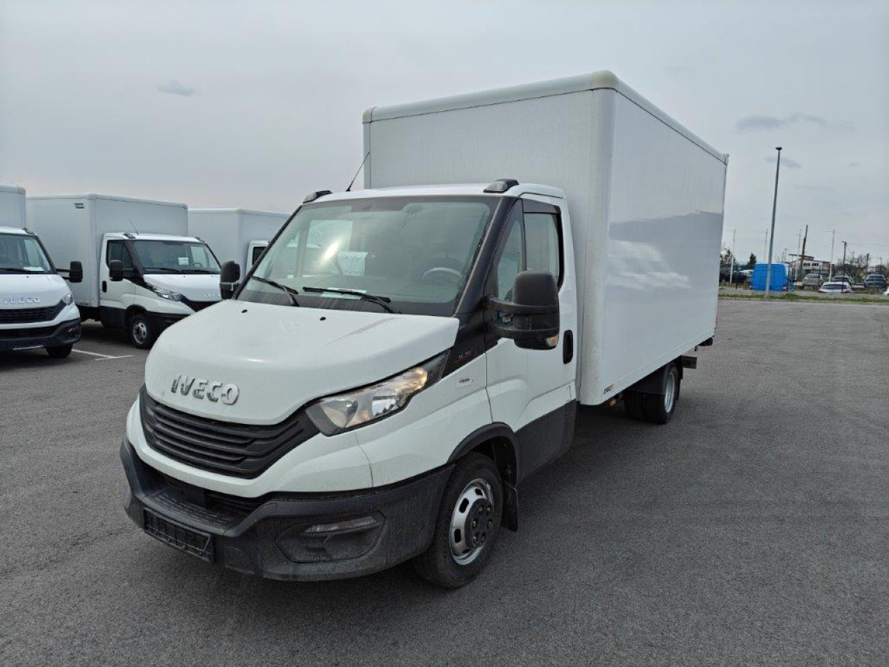 IVECO Daily 35C16H - כלי רכב מסחרי עם לוח: תמונה 1 IVECO Daily 35C16H - כלי רכב מסחרי עם לוח: תמונה 1