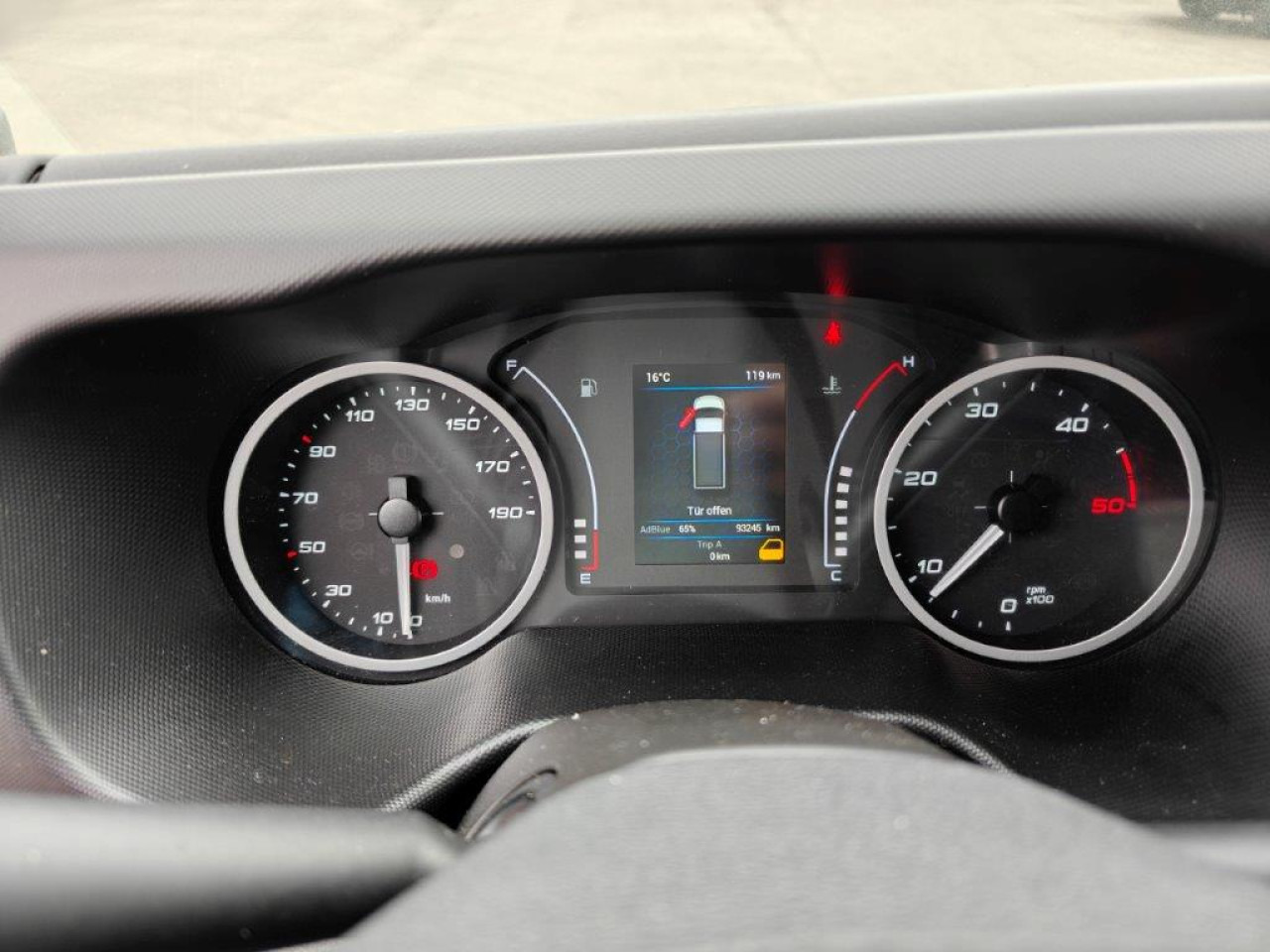 IVECO Daily 35C16 - כלי רכב מסחרי עם לוח: תמונה 5 IVECO Daily 35C16 - כלי רכב מסחרי עם לוח: תמונה 5