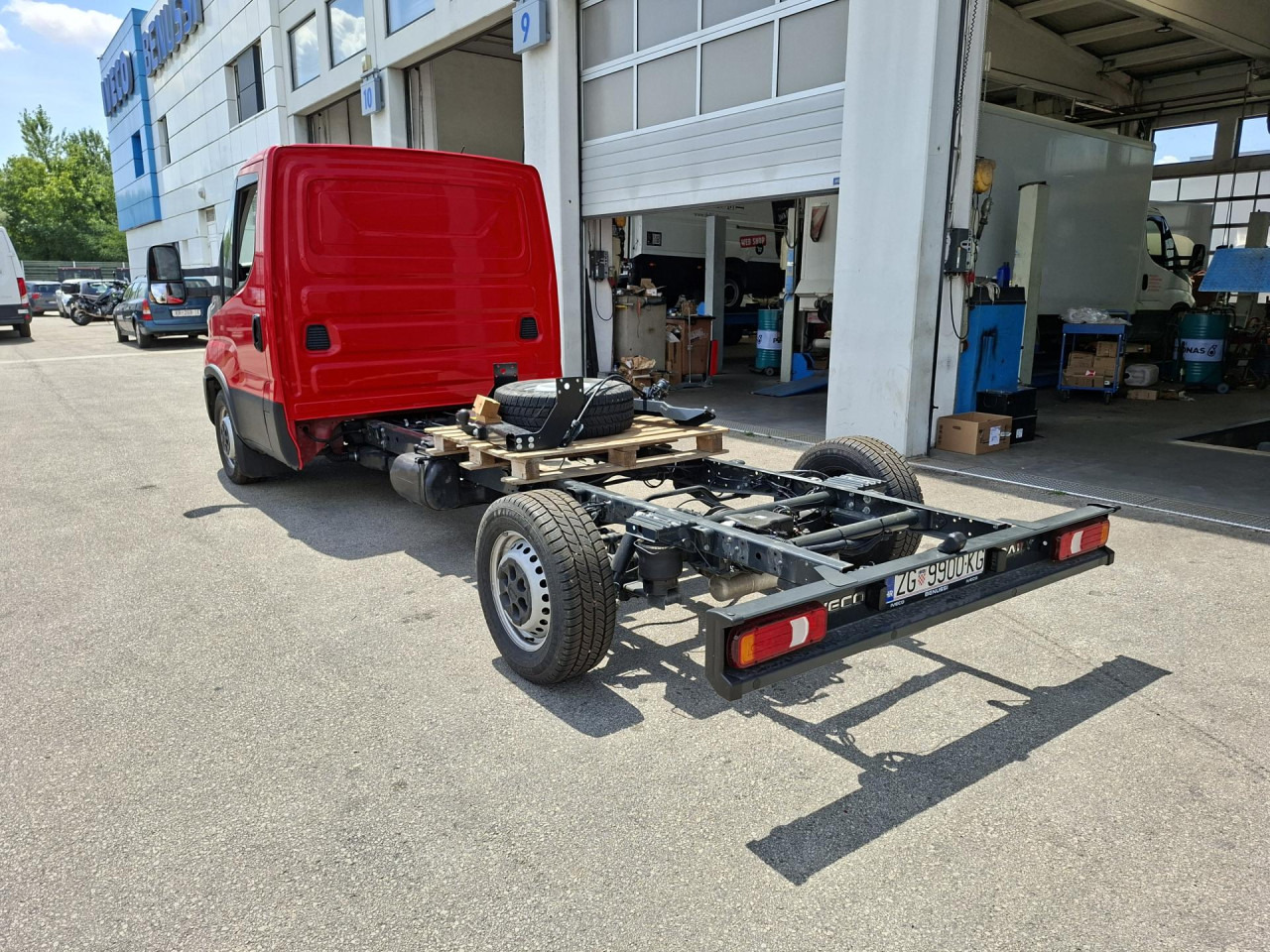 IVECO Daily 35C21HA8/P - משאית עם שלדת תא: תמונה 4 IVECO Daily 35C21HA8/P - משאית עם שלדת תא: תמונה 4