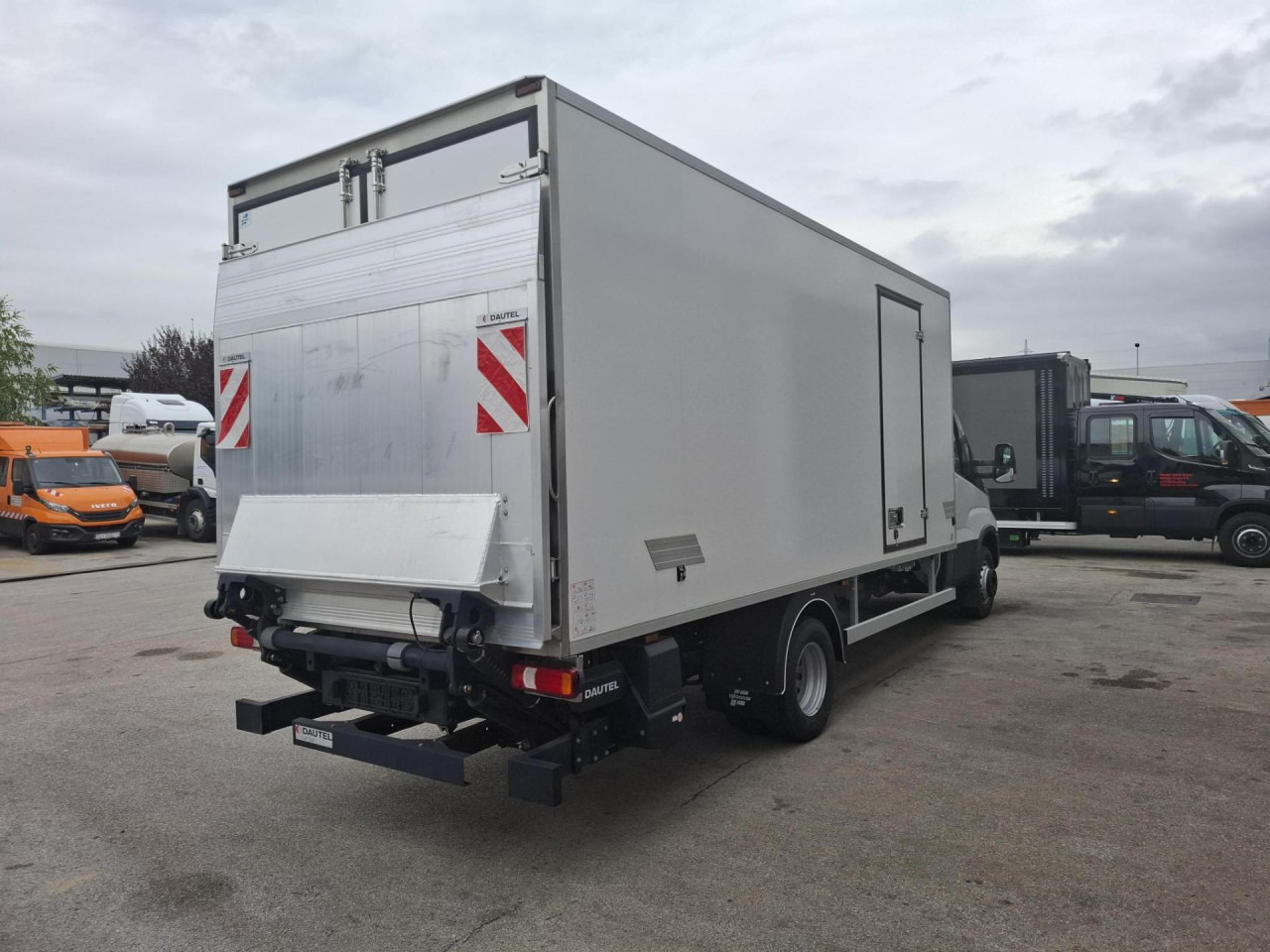 IVECO Daily 70C18H - כלי רכב מסחרי לקירור: תמונה 4 IVECO Daily 70C18H - כלי רכב מסחרי לקירור: תמונה 4