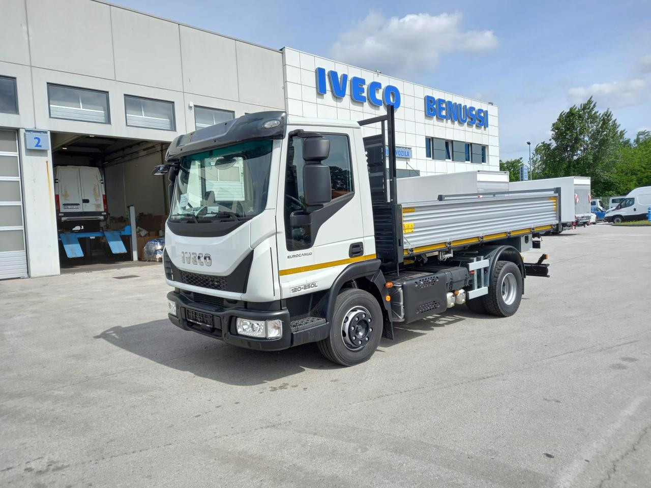 IVECO Eurocargo ML120EL25 - מזהיר: תמונה 1 IVECO Eurocargo ML120EL25 - מזהיר: תמונה 1