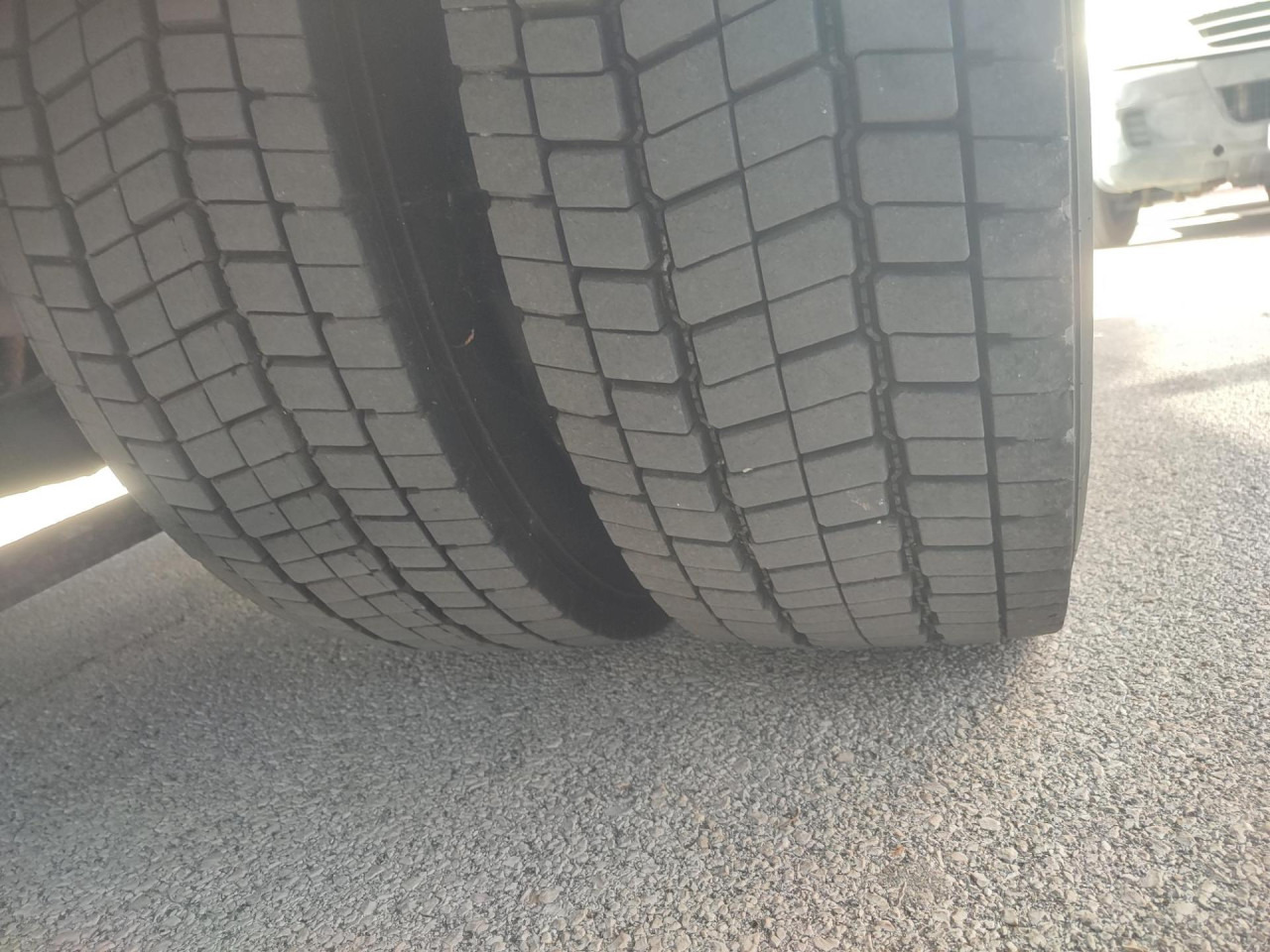 IVECO Eurocargo ML150E24 - משאית קירור: תמונה 2 IVECO Eurocargo ML150E24 - משאית קירור: תמונה 2