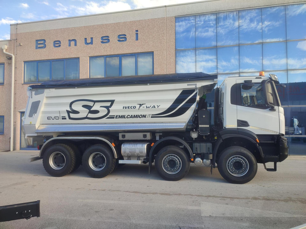 IVECO T-Way AD410T50 - מזהיר: תמונה 5 IVECO T-Way AD410T50 - מזהיר: תמונה 5