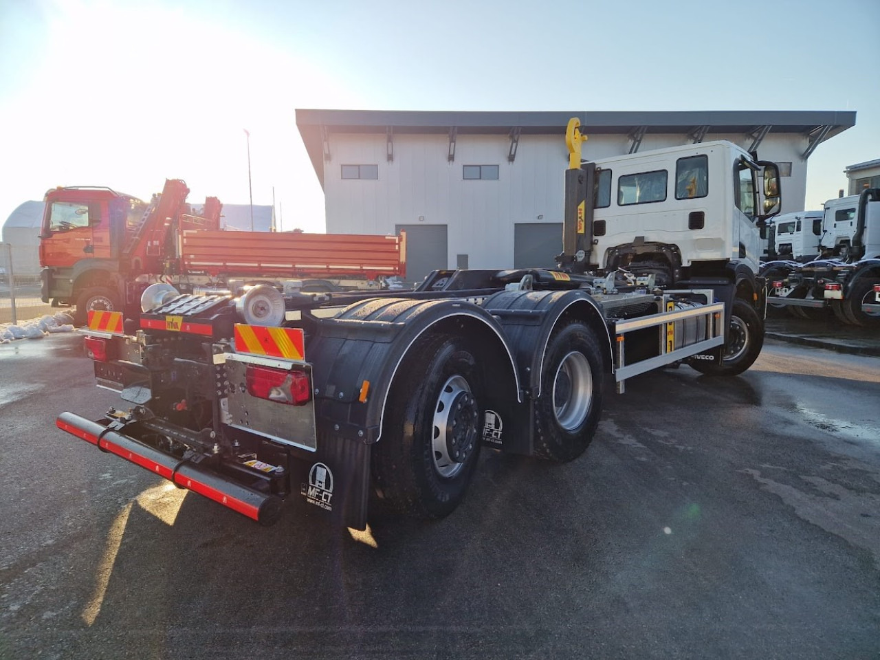 IVECO X-Way AD280X46Y/PS HR ON+ - משאית הרמת וו: תמונה 4 IVECO X-Way AD280X46Y/PS HR ON+ - משאית הרמת וו: תמונה 4