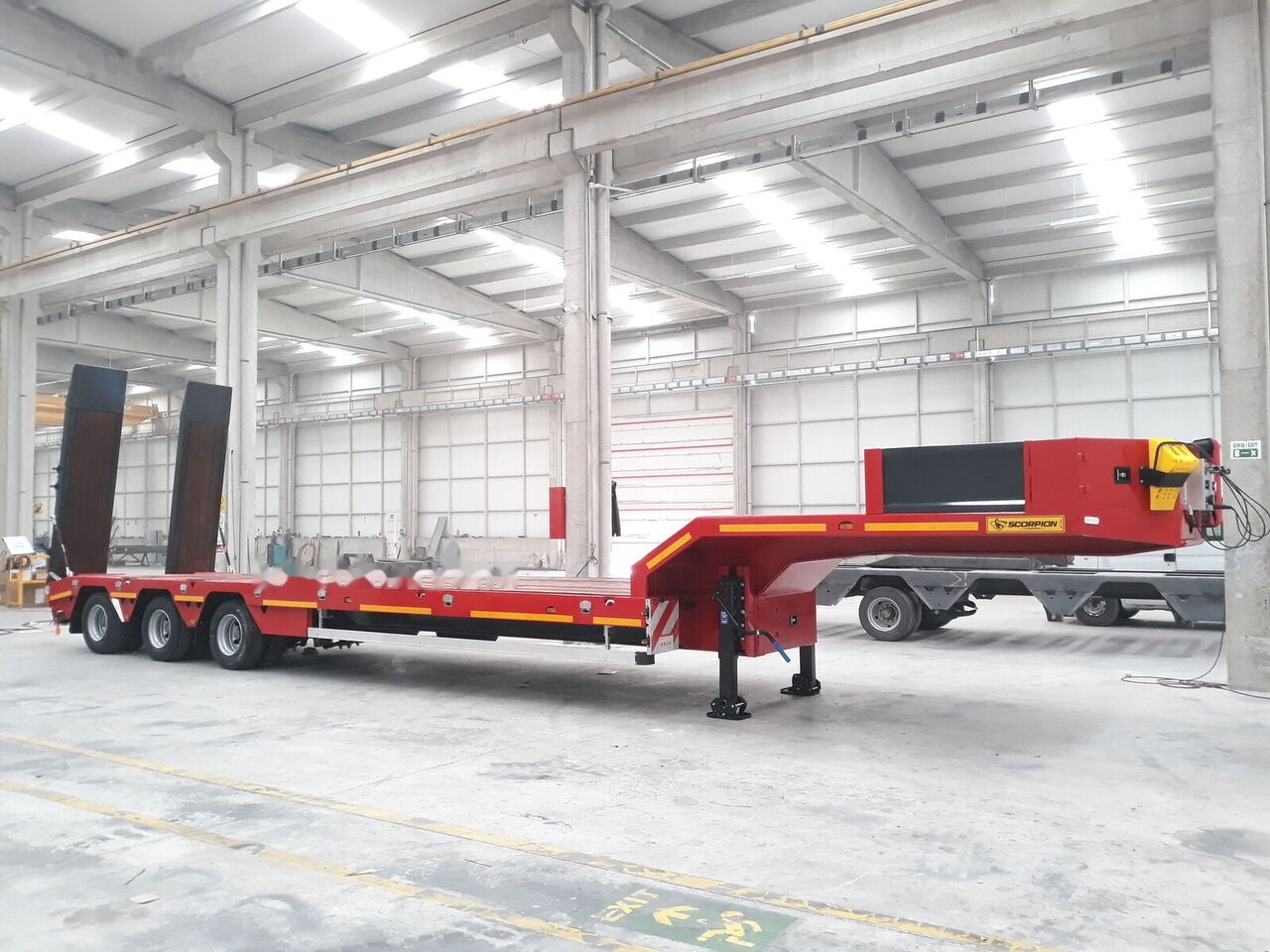 Scorpion Trailer 2024 NEW 3 AXLE (MANUFACTURER COMPANY) - סמיטריילר עם מטען נמוך: תמונה 3 Scorpion Trailer 2024 NEW 3 AXLE (MANUFACTURER COMPANY) - סמיטריילר עם מטען נמוך: תמונה 3