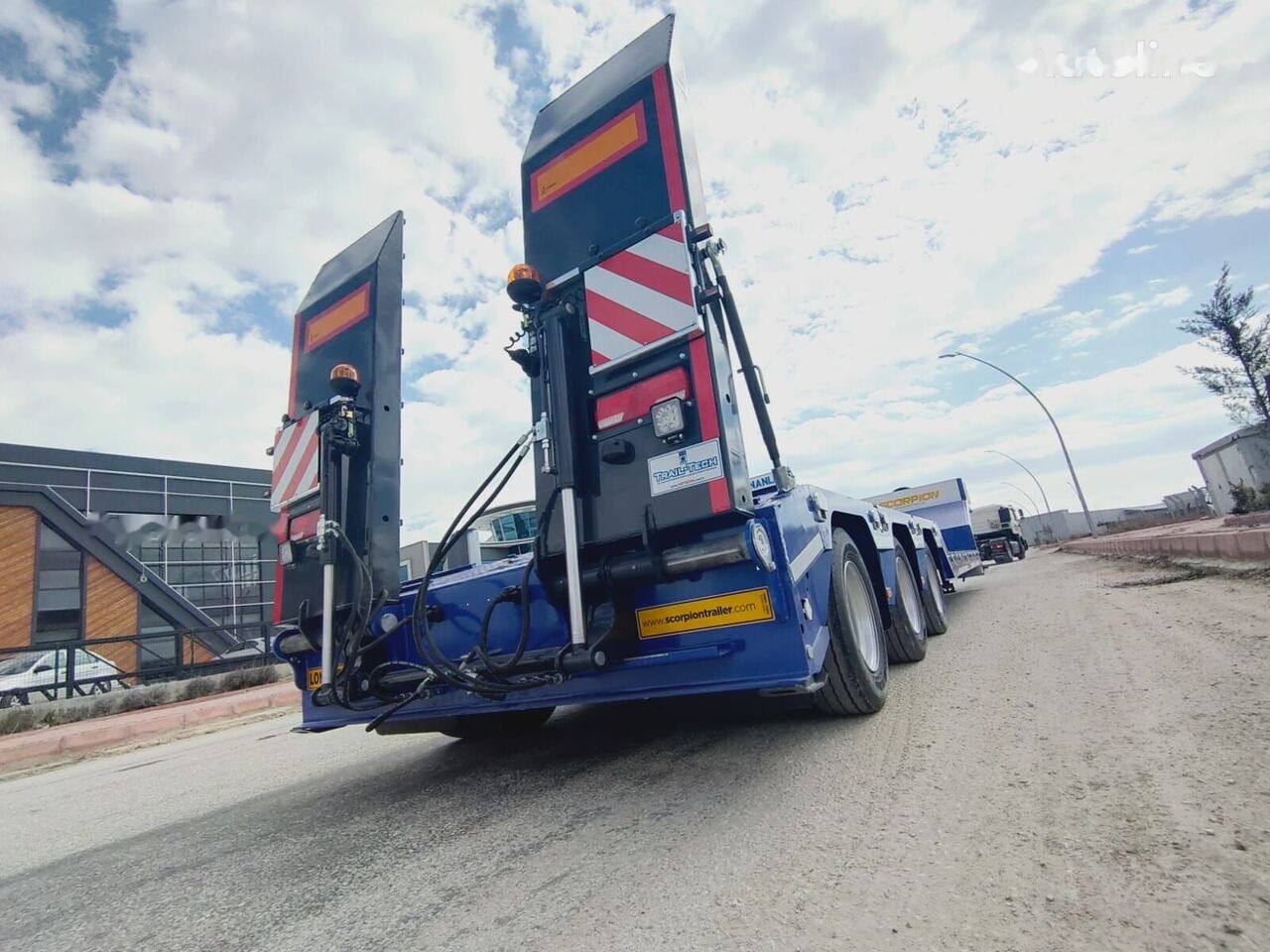 Scorpion Trailer 2024 SEMI TRAILER LOWBED - סמיטריילר עם מטען נמוך: תמונה 1 Scorpion Trailer 2024 SEMI TRAILER LOWBED - סמיטריילר עם מטען נמוך: תמונה 1