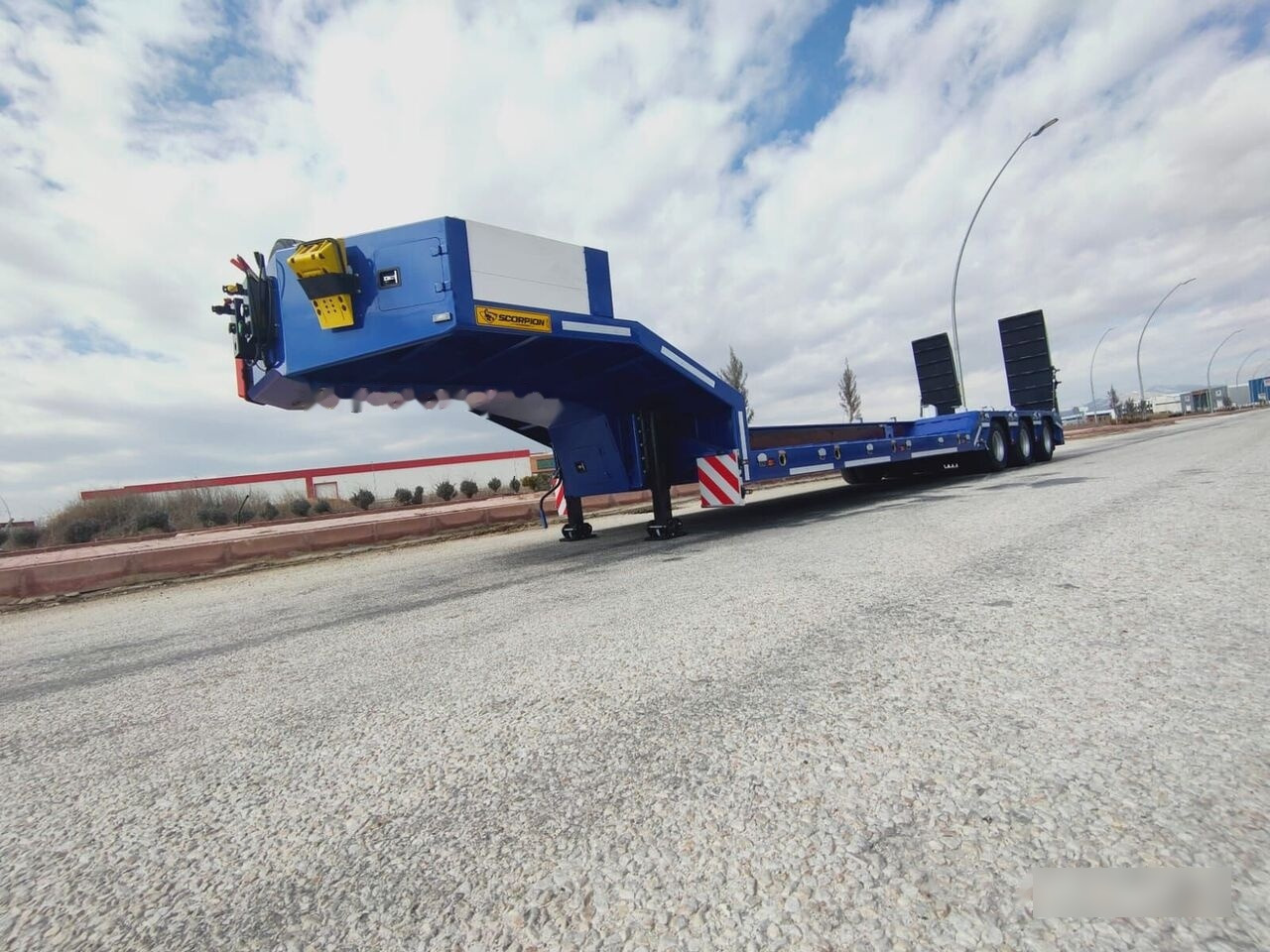 הַחכָּרָה Scorpion Trailer SCORPION TRAILER 3 AXLE LOWBED SEMI TRAILER (CUSTOMIZED) Scorpion Trailer SCORPION TRAILER 3 AXLE LOWBED SEMI TRAILER (CUSTOMIZED): תמונה 5