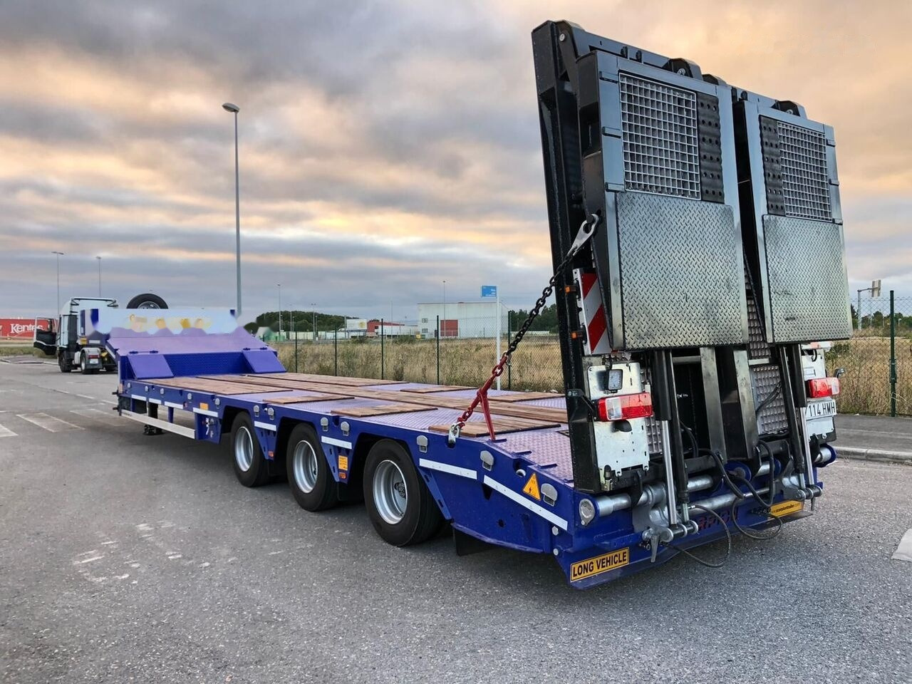 הַחכָּרָה Scorpion Trailer SCORPION TRAILER 3 AXLE LOWBED SEMI TRAILER (CUSTOMIZED) Scorpion Trailer SCORPION TRAILER 3 AXLE LOWBED SEMI TRAILER (CUSTOMIZED): תמונה 9