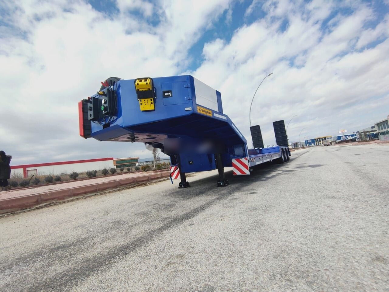 הַחכָּרָה Scorpion Trailer SCORPION TRAILER 3 AXLE LOWBED SEMI TRAILER (CUSTOMIZED) Scorpion Trailer SCORPION TRAILER 3 AXLE LOWBED SEMI TRAILER (CUSTOMIZED): תמונה 6