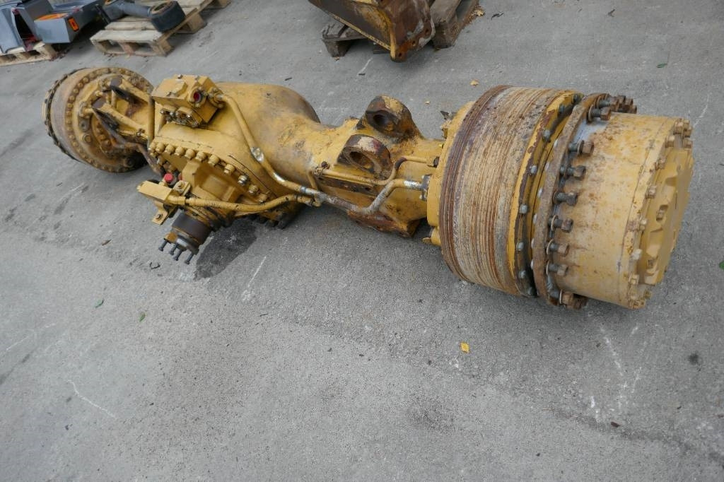 CAT 735 Komplett framaxel - מסיר פסולת מפרקי: תמונה 1 CAT 735 Komplett framaxel - מסיר פסולת מפרקי: תמונה 1