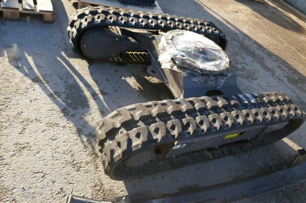 Komplett Underrede Volvo EC27D - מחפר סורק: תמונה 2 Komplett Underrede Volvo EC27D - מחפר סורק: תמונה 2