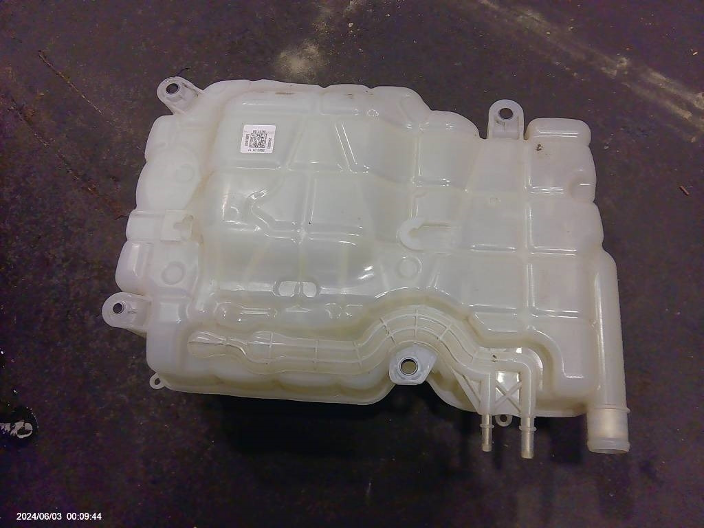 Scania R410 Expansionskärl, 2545035 - מנוע עבור משאית: תמונה 3 Scania R410 Expansionskärl, 2545035 - מנוע עבור משאית: תמונה 3