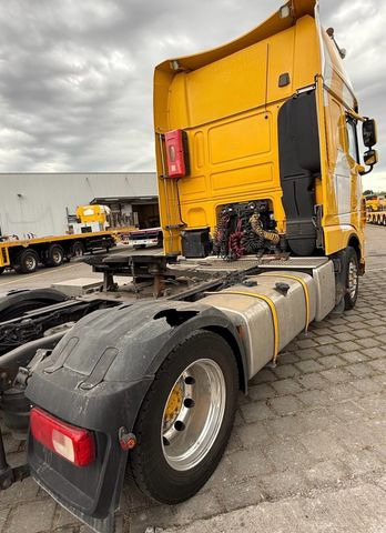 DAF XF460 4x2, Retarder, Euro 6, ALU Felgen - יחידת טרקטור: תמונה 3 DAF XF460 4x2, Retarder, Euro 6, ALU Felgen - יחידת טרקטור: תמונה 3
