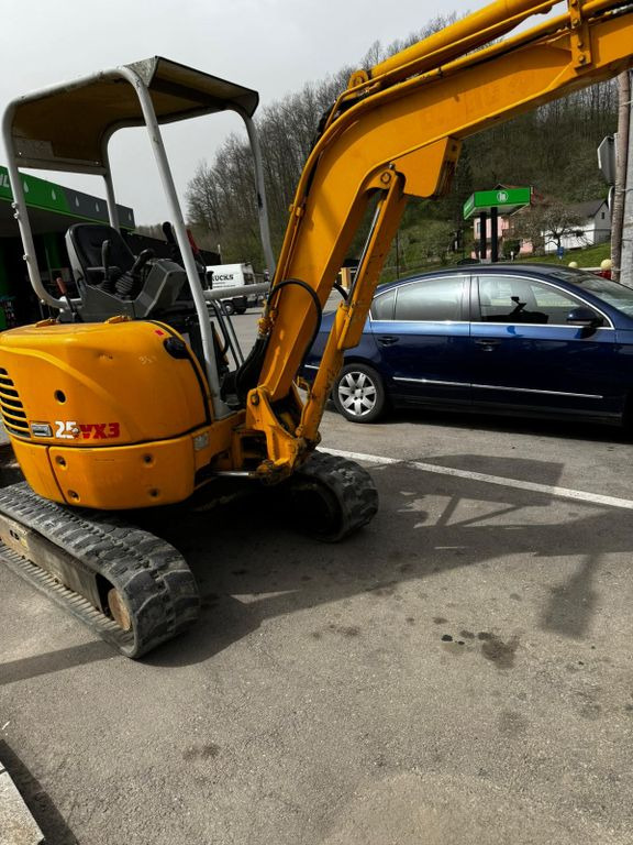IHI 25VX3, 2.5ton, SWISS Machine - מיני מחפר: תמונה 3 IHI 25VX3, 2.5ton, SWISS Machine - מיני מחפר: תמונה 3