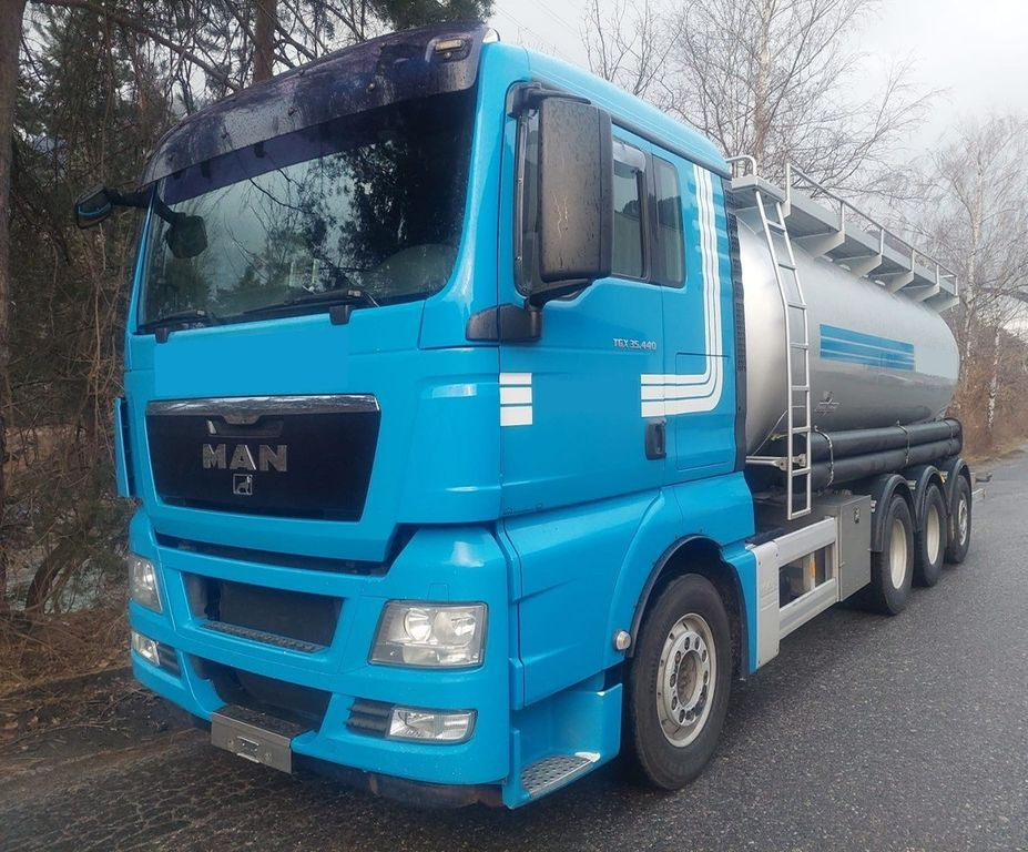 MAN TGX 35.440 8x4, E5, Silo 24m³, Kipper+Kompressor - משאית מכל: תמונה 1 MAN TGX 35.440 8x4, E5, Silo 24m³, Kipper+Kompressor - משאית מכל: תמונה 1